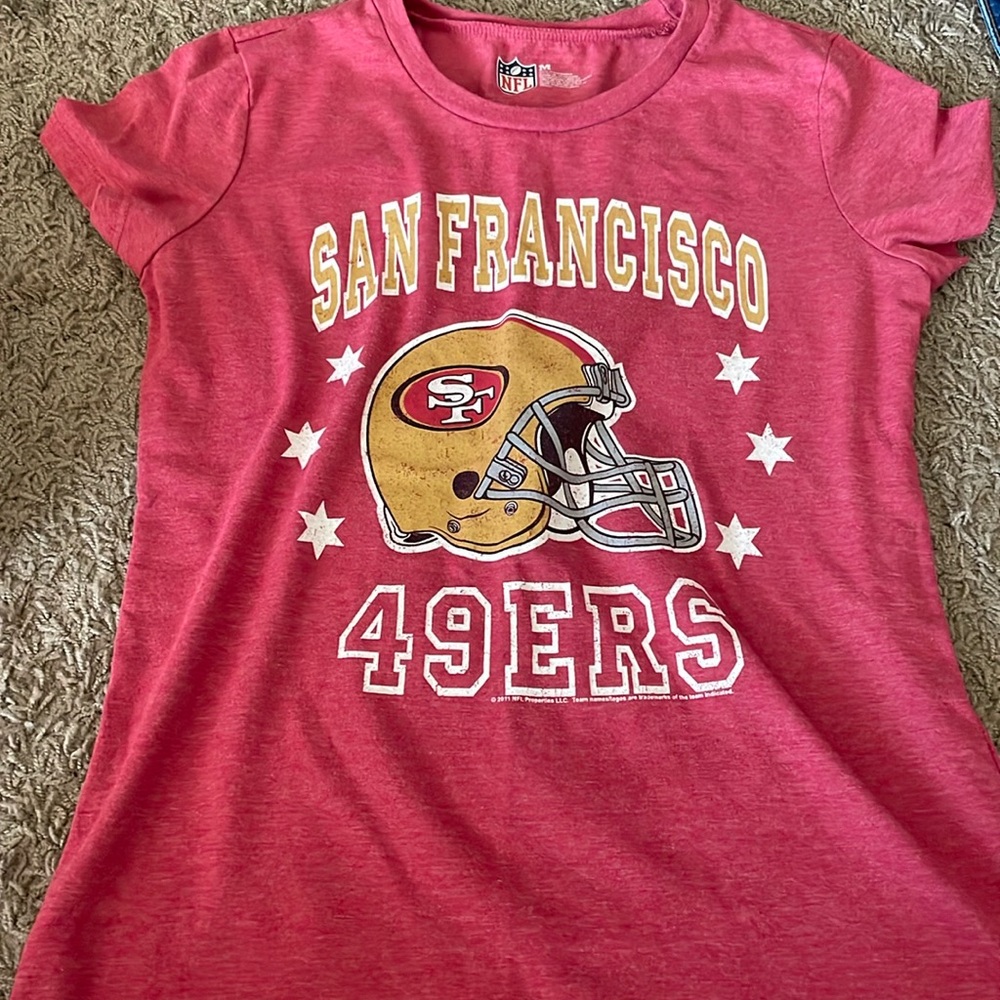 NFL SF 49ers T-shirt Red Size Medium